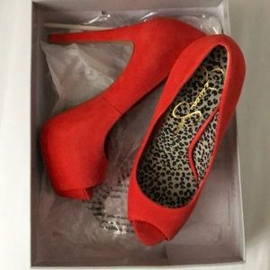 Jessica Simpson Women's Carri Platform Pump